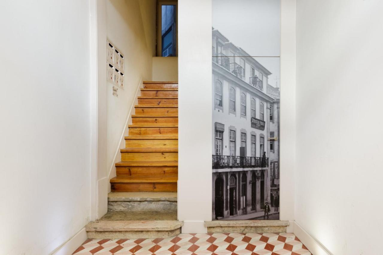 Alfama Sophisticate Flat With Balconies 2Bedrs 2Baths & Ac In 19Th Century Building Historic Center Apartment Lisbon Exterior photo